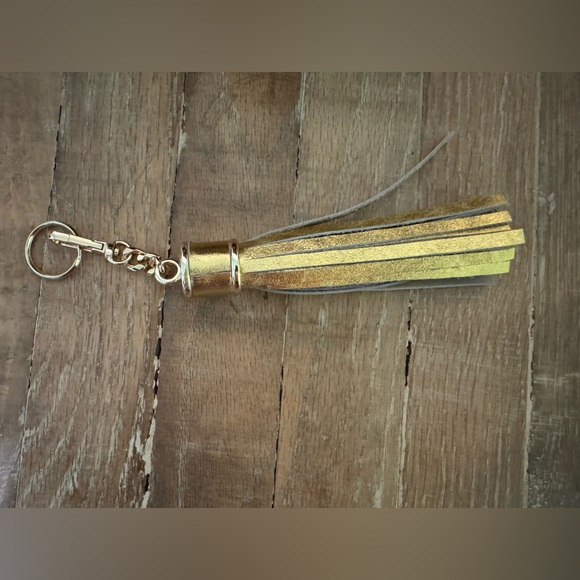 Gold bag tassel calfskin designer Virsa bag - Picture 3 of 3